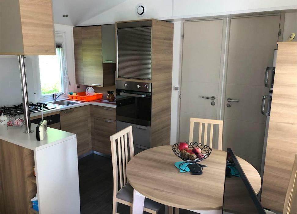 Mobil Home Proche Du Plan D'Eau D'Эмбрён Экстерьер фото